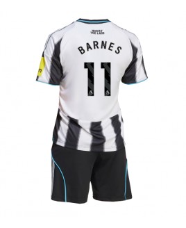 Günstige Newcastle United Harvey Barnes #11 Heimtrikotsatz Kinder 2025-26 Kurzarm (+ Kurze Hosen)